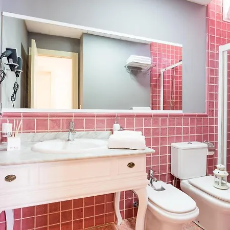 Gr1-xl Apt For Big Groups-15min On Foot To Old Town Appartamento *