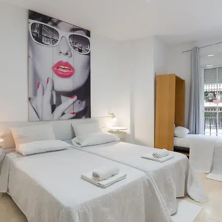 Gr1-xl Apt For Big Groups-15min On Foot To Old Town Appartamento